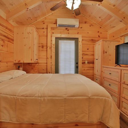 Bryce Cabin Lookout Mtn Tiny Home W Swim Spa Chattanooga Exteriör bild